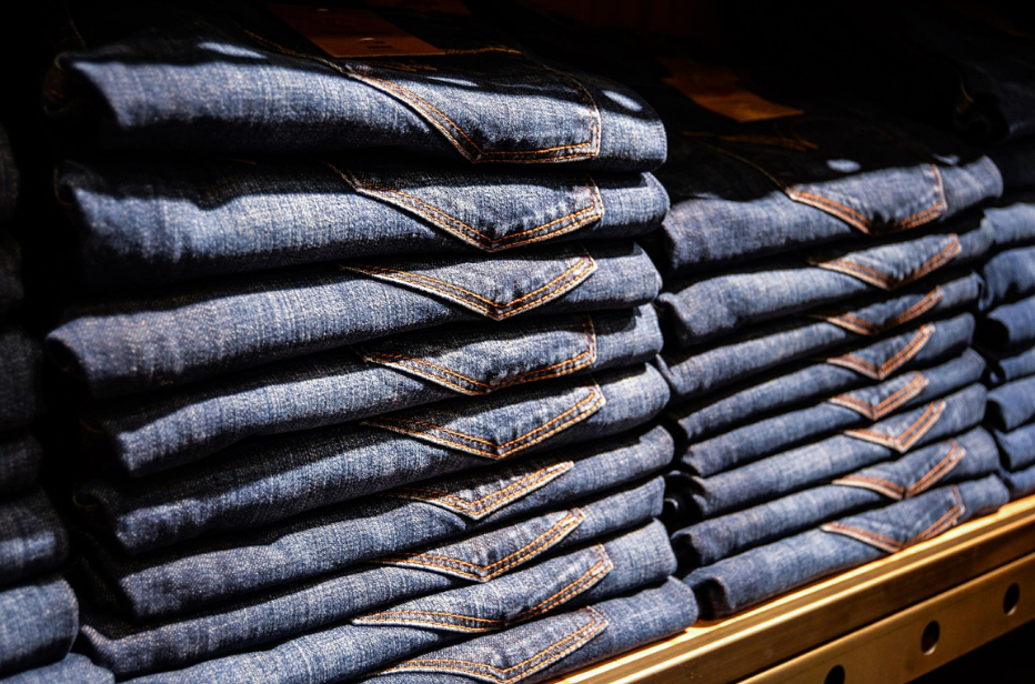Essential Tips To Buy A Perfect Pair Of Jeans: A Professional Guide